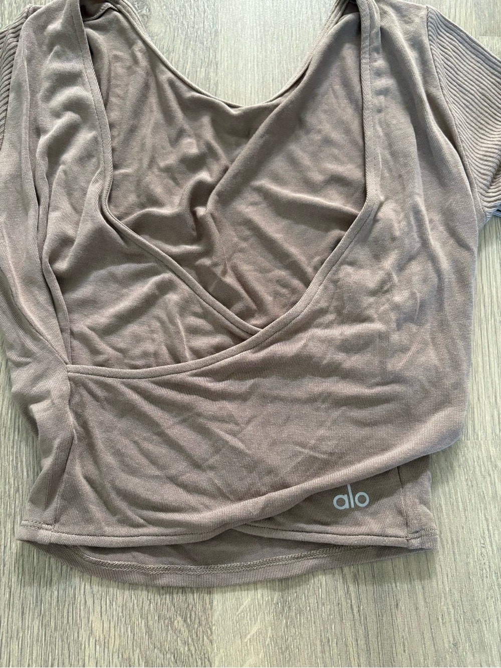 ALO Yoga Taupe Wrap Crop Top